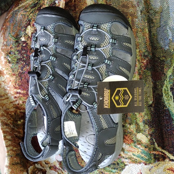 Khombu Crystal River Sandals - Picture 2 of 7